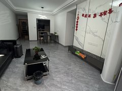 阳江江城新都汇泓景苑 3 房 2厅2 卫,交通方便,临近商场酒店。拎包入住出租房源真实图片