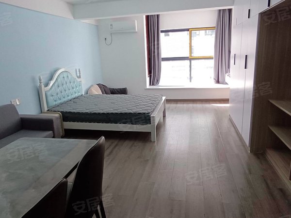 乐汇城精装单身公寓 宝龙 阳陂湖地铁口拎包入住出租房源真实图片