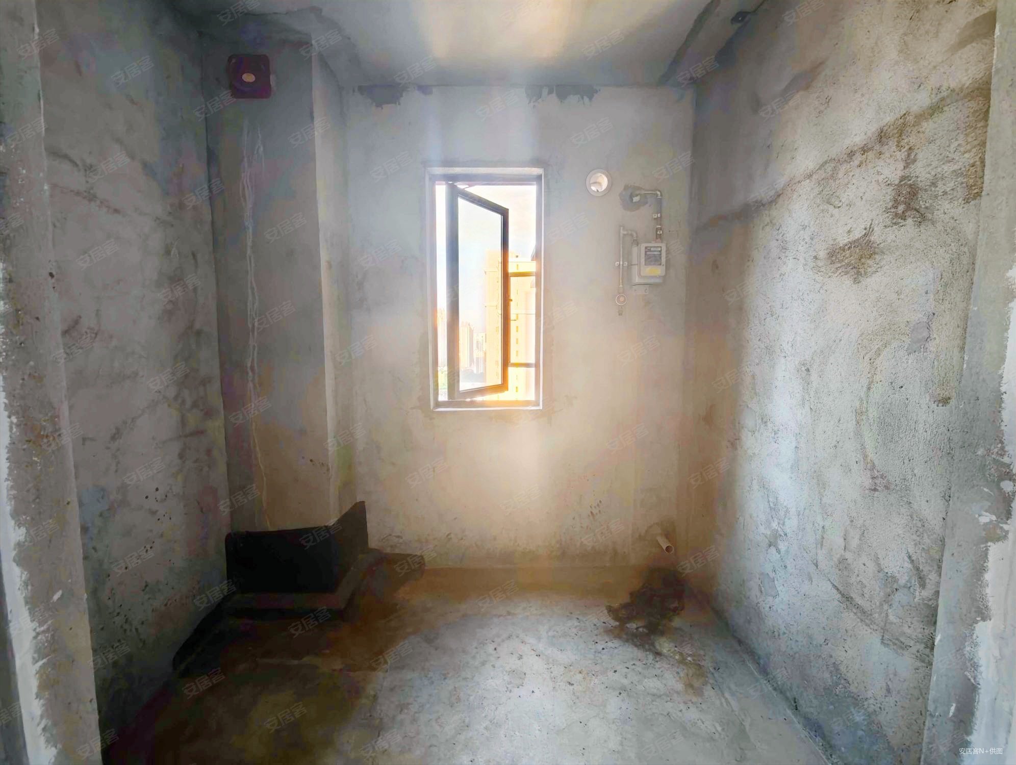 奥园滨江国际3室2厅1卫95.92㎡南105万