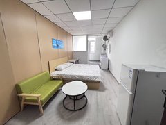 青岛市北信息城月付 泰山路地铁2号线一居室 科技街 信息城 大港套一M2出租房源真实图片