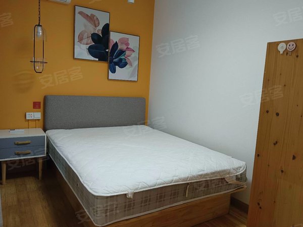 【多图】佳嘉豪苑,后海租房,佳嘉豪苑80平精装大两房,客厅出阳台,还有