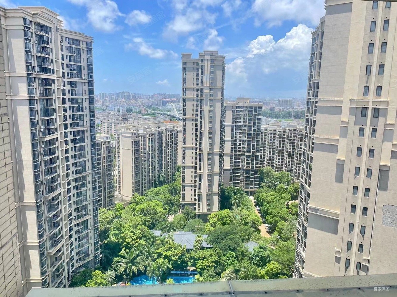 中海西岸华府南区