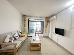 桂林象山龙船坪万象城附近 安置小区电梯两房两厅一卫精装修 家电家具齐全出租房源真实图片