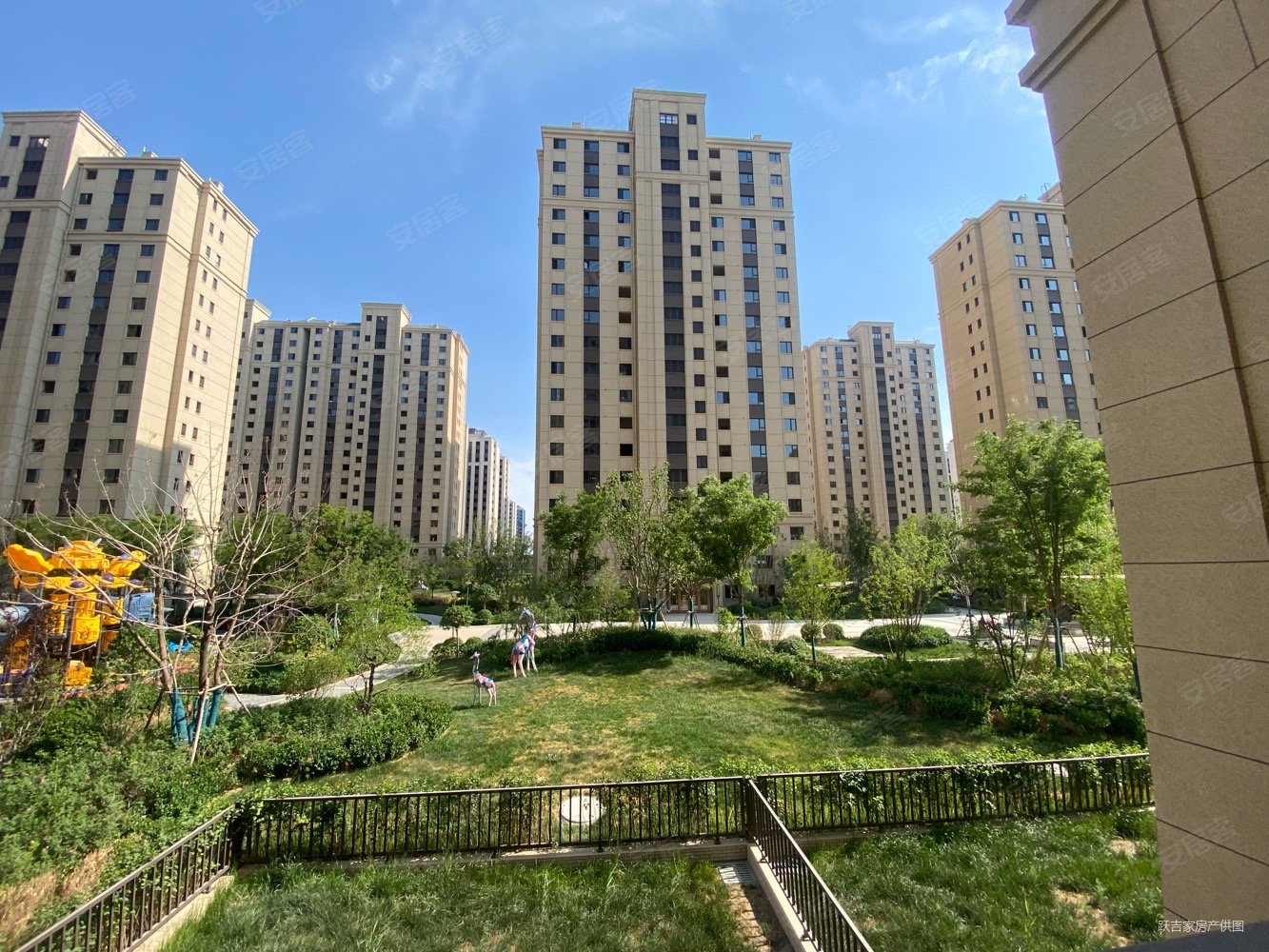 六盘山路中海城东郡120平米赠送19平米三室看房有钥匙