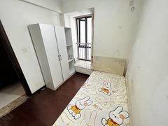 成都温江光华大道价格还可谈特价房出现!无中介 光华公园珠江国际花园精装小次卧出租房源真实图片
