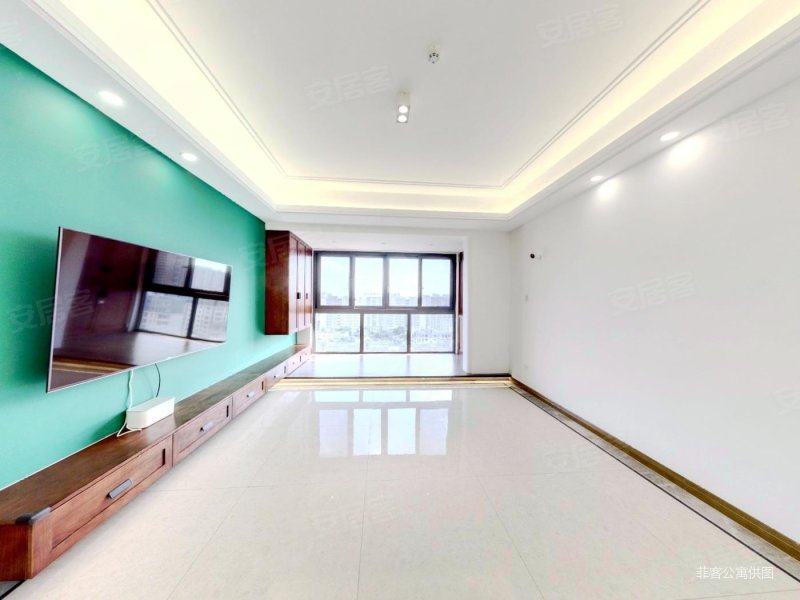 诚心急售丨次新丨四开间朝南丨楼层好丨带车位丨人车分流丨随时看