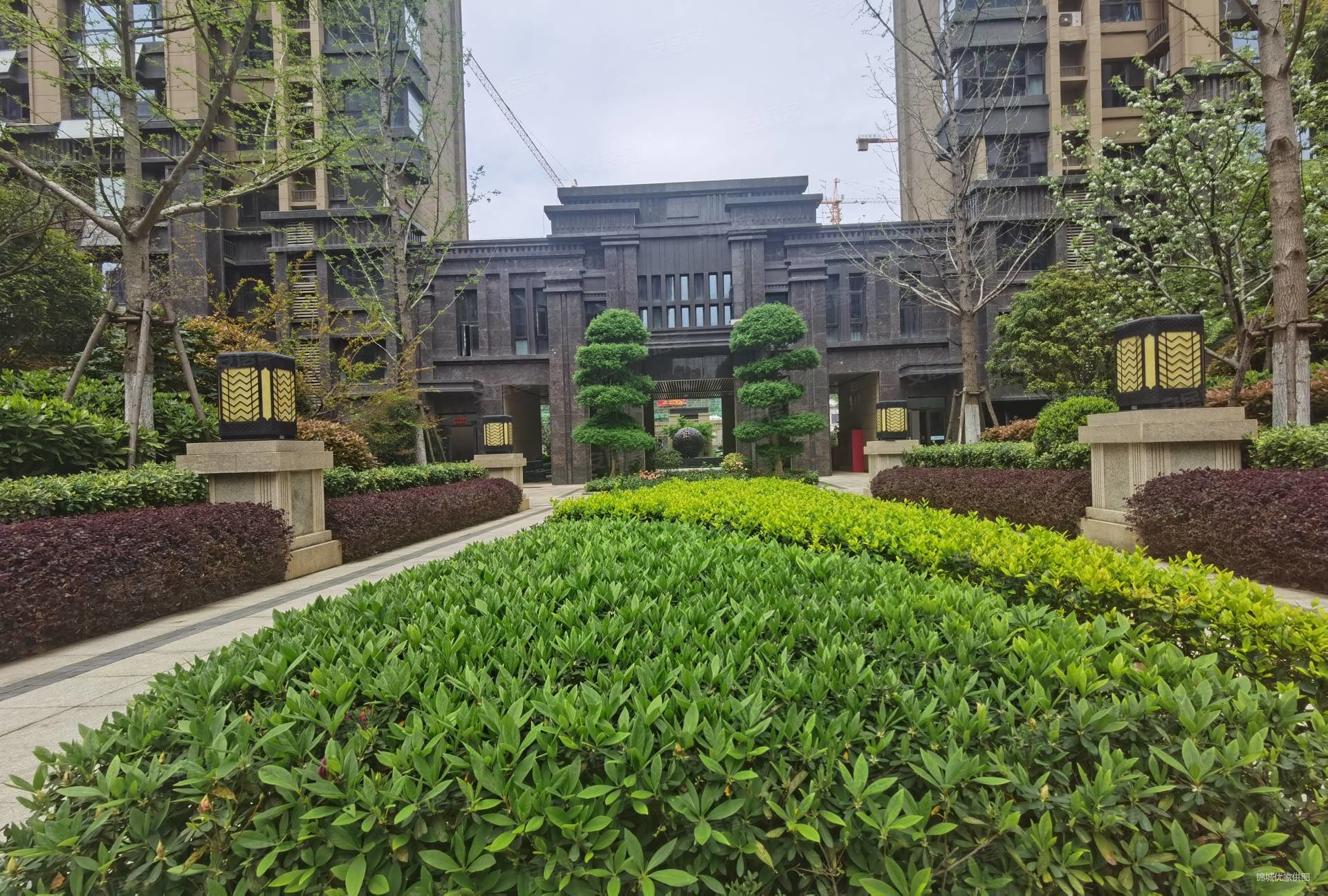 恒大水晶国际广场华玺府邸