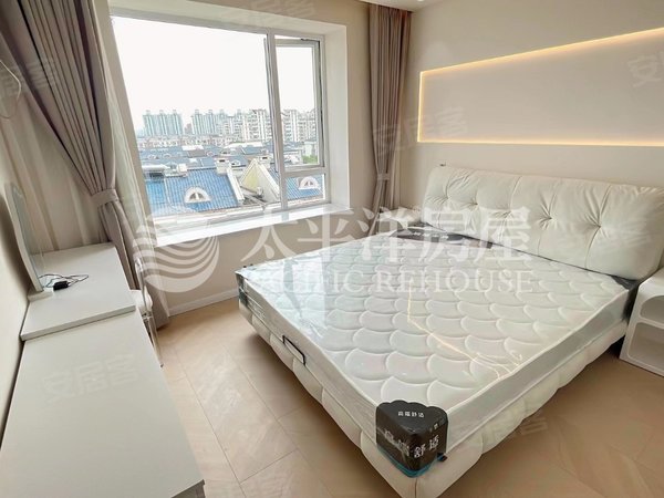 上海黄浦新天地西藏南路1207弄小区近新邻生活站 新天地 豫园 出行8 9