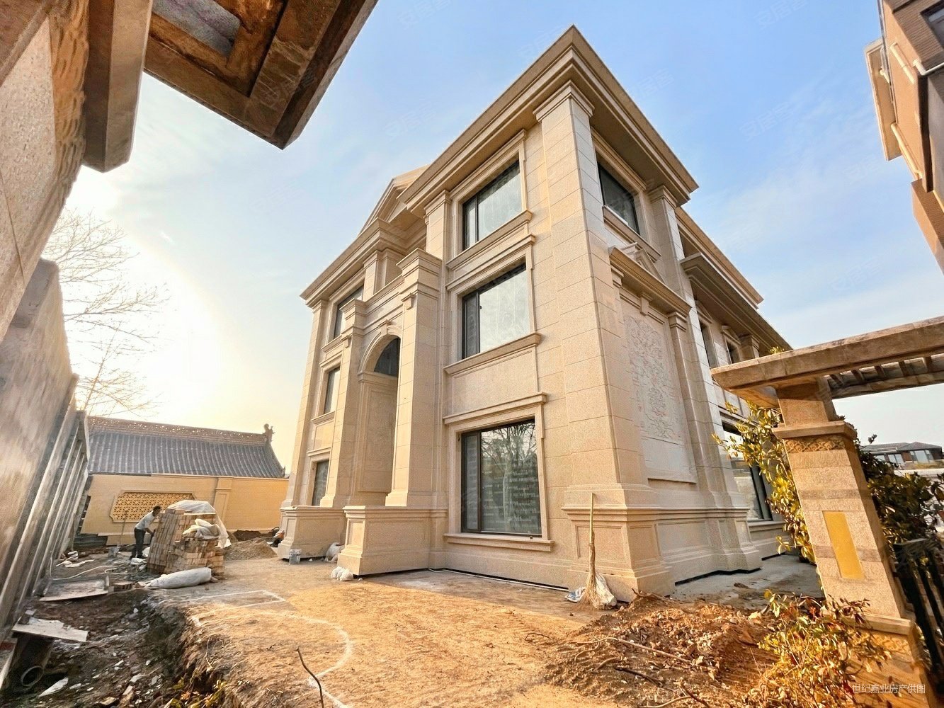 曲江南湖边8室3厅豪门旺族独栋别墅家族传承四世同堂