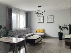 台州椒江海门铭鼎花园。一中,精装3室2厅2卫,2900一月,车位出租房源真实图片
