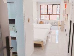 海拉尔河东成吉思汗广场出租金榜银星电梯小户型公寓,生活设施齐全,拎包入住可月租年租出租房源真实图片