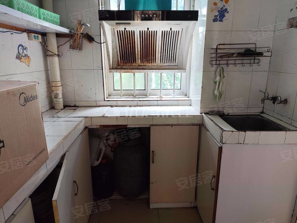 南宁青秀青秀山竹溪新兴苑北区江滨医院旁整租竹溪新兴苑普装 2室配齐视野开阔可拎包入住出租房源真实图片