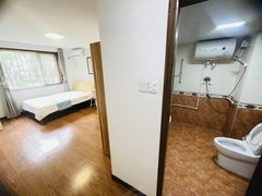 北京昌平回龙观龙跃苑二区精装主卧独卫价格合适出租房源真实图片