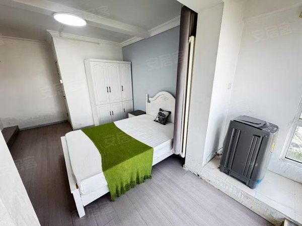 金华公寓!电梯主卧独卫带阳台!江西路地铁口!南京路出租房源真实图片