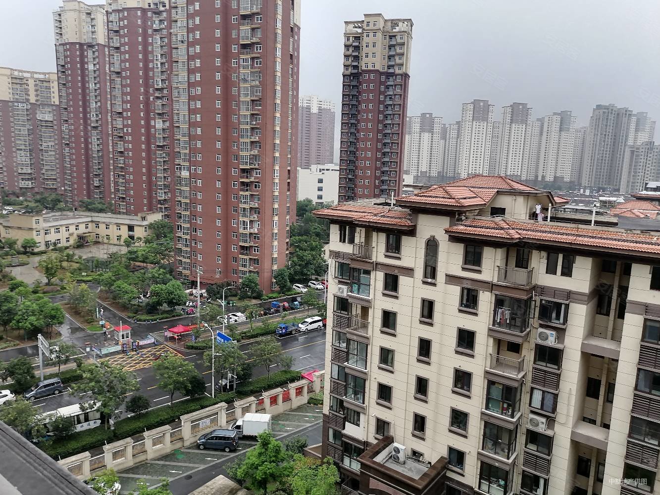洋房 105万,翰林壹号公馆二手房,105万,3室2厅,2卫,140平米-六安安居
