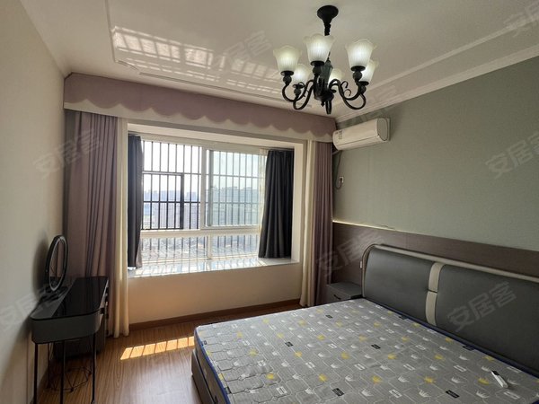 六安裕安裕安万达广场华邦新华城押一付一 皋城王府对面 华邦新华城精装两室 多套可选出租房源真实图片