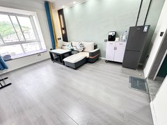 贵阳云岩东山整租公寓 精装修可短租 贵州省人民医院 阳明祠地铁口站旁出租房源真实图片