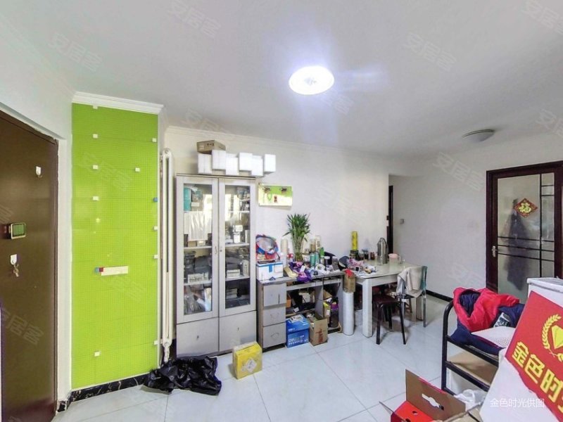 润景园 楼层好 小三房 集中供暖 小区新 精装好房