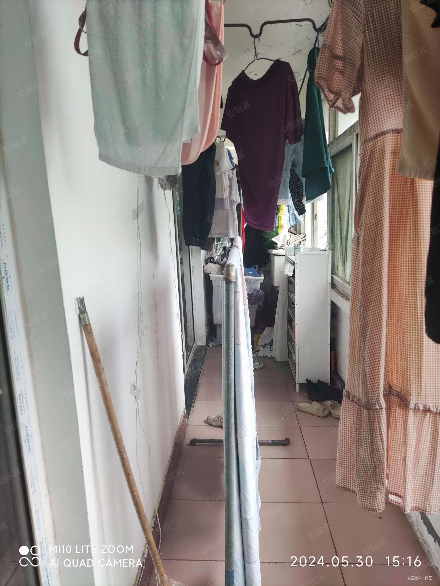 十里铺商住楼3室2厅1卫95.95㎡南75万