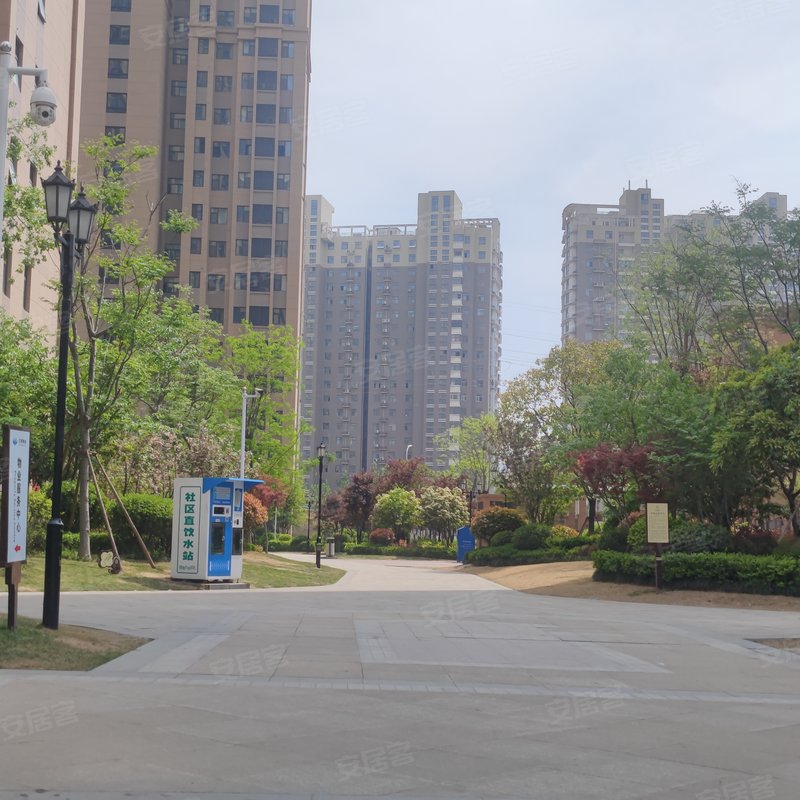 商都嘉园白佛小区四环绕城高速之间