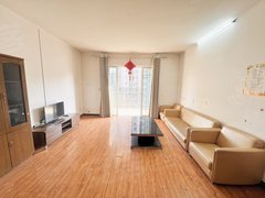 赣州开发区开发区迎宾大道免停车费！黄 金花园  水韵花都电梯标准2房 拎包入住出租房源真实图片