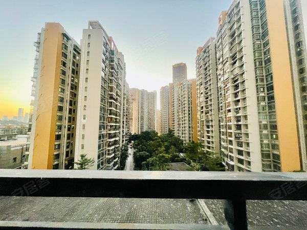 珠海香洲拱北正邦岭秀城拱北,摩尔广场,一房一厅,可短租,拎包入住出租