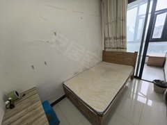 贵阳观山湖世纪城金阳南路地铁口附近龙瑞苑精装修单间次卧出租 押一付一随时看房出租房源真实图片
