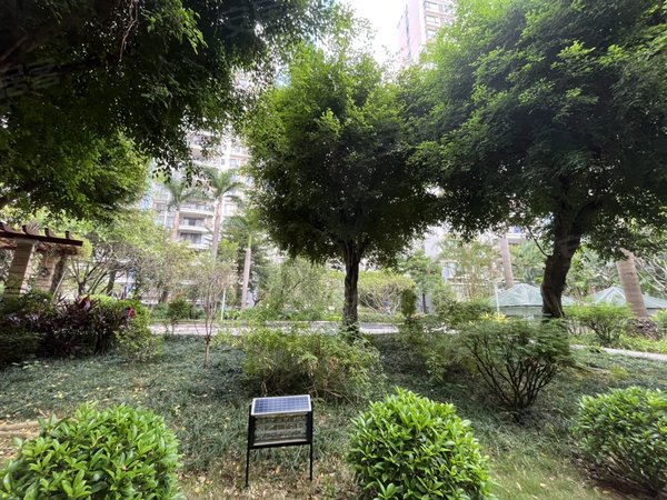 南宁青秀凤岭北保利凤翔花园急租,航洋附近2房,近地铁,房子干净,小区
