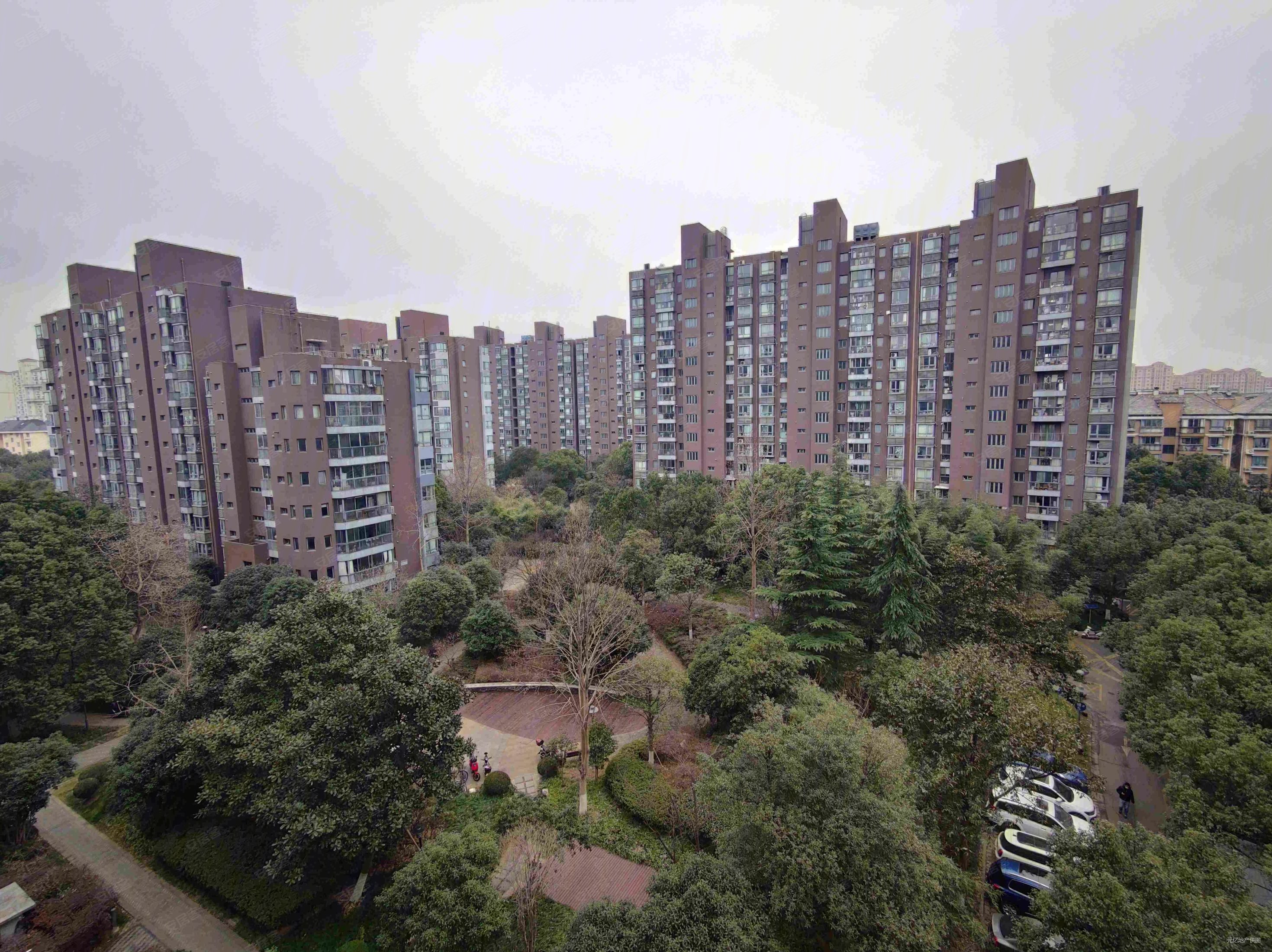 万科新里程3室2厅2卫129.49㎡南1280万