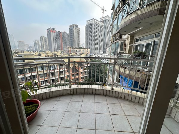 重庆渝北龙溪龙湖花园龙湖南苑 全新翻修 精装大三房  洪湖东路站