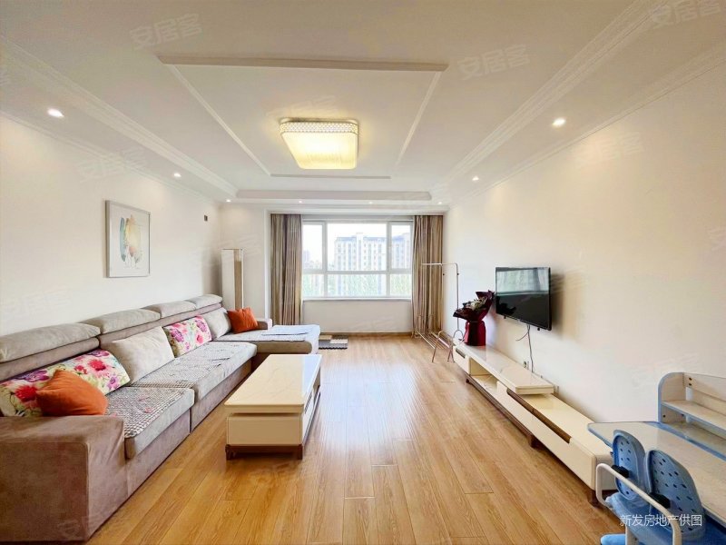 长春房产网>长春二手房>净月二手房>生态广场二手房>保利香槟>800_600