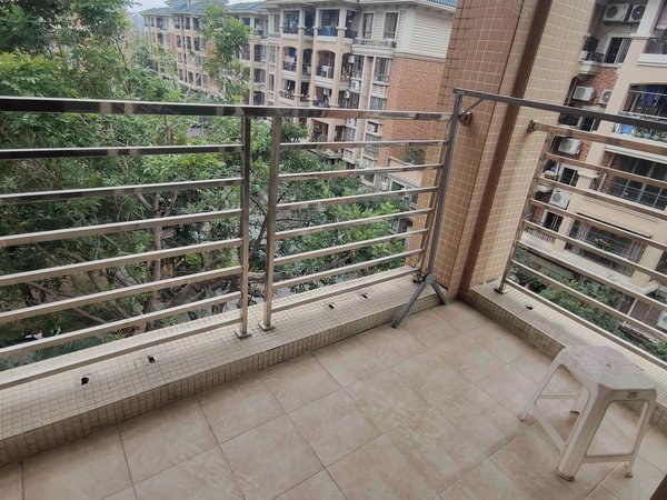 【多图】昊龙花园南区,桥南租房,昊龙花园南区 3室2厅2卫 116平 电梯