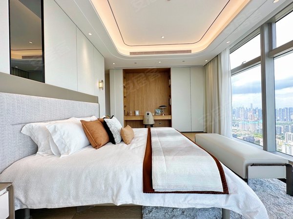 深圳南山华侨城侨城一号侨城一号 云端总裁公寓 私密性好 视野开阔