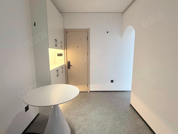 苏州吴中郭巷泰禾金尊府近立讯 格林公园1室1厅1卫 南北通透 精装修 配套齐全出租房源真实图片