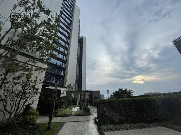 深圳南山大学城深铁阅山境花园塘朗地铁站深铁阅山境拎包住 三房 豪华