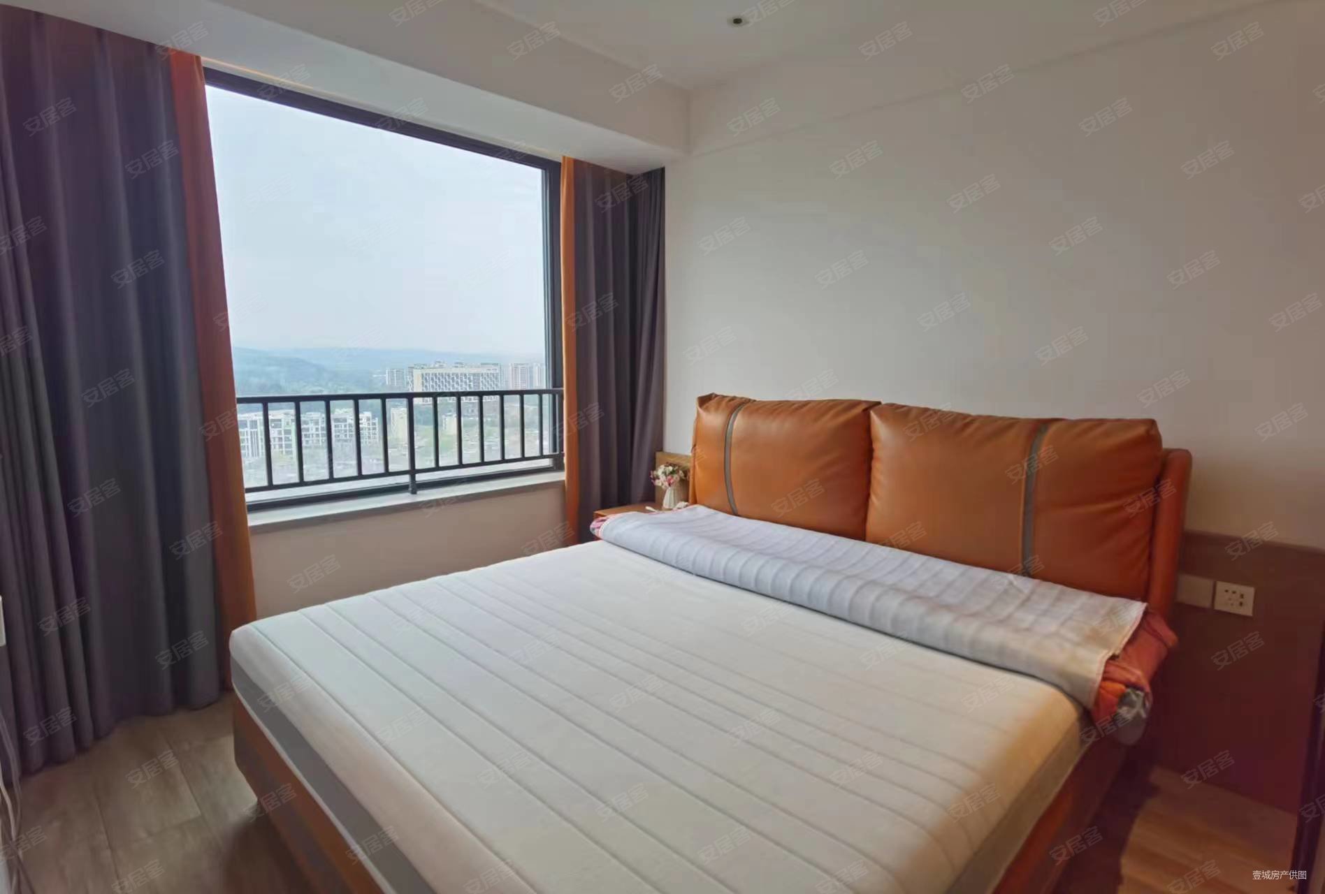 大溪谷新电梯洋房精装大套二双卫南北通透视野美带大阳台