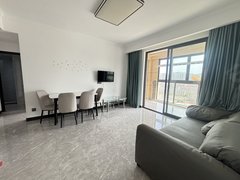台州温岭温岭市区广鑫名苑两室一厅万达九龙附近,包物业包宽带直接入住2100出租房源真实图片