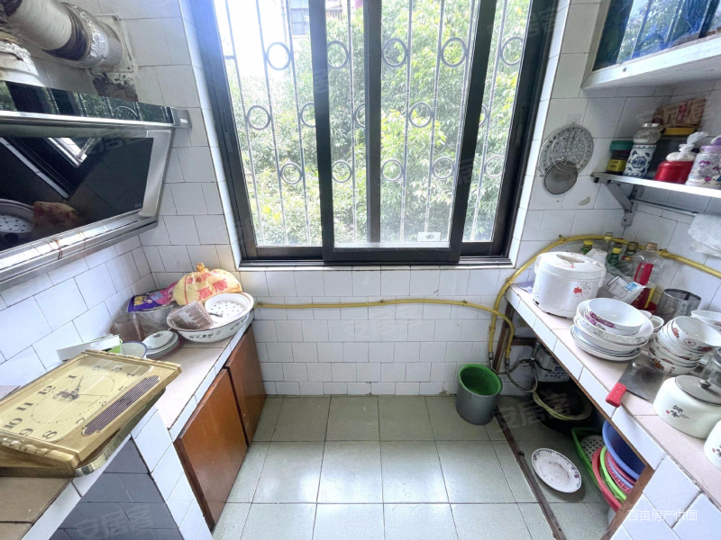 柳工生活南区步梯3楼3房2厅1卫南北朝向有钥匙