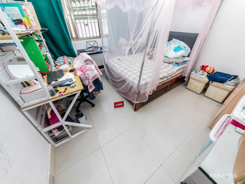 龙华出价就卖惊天大笋盘煜丰泽花园广场两房两厅