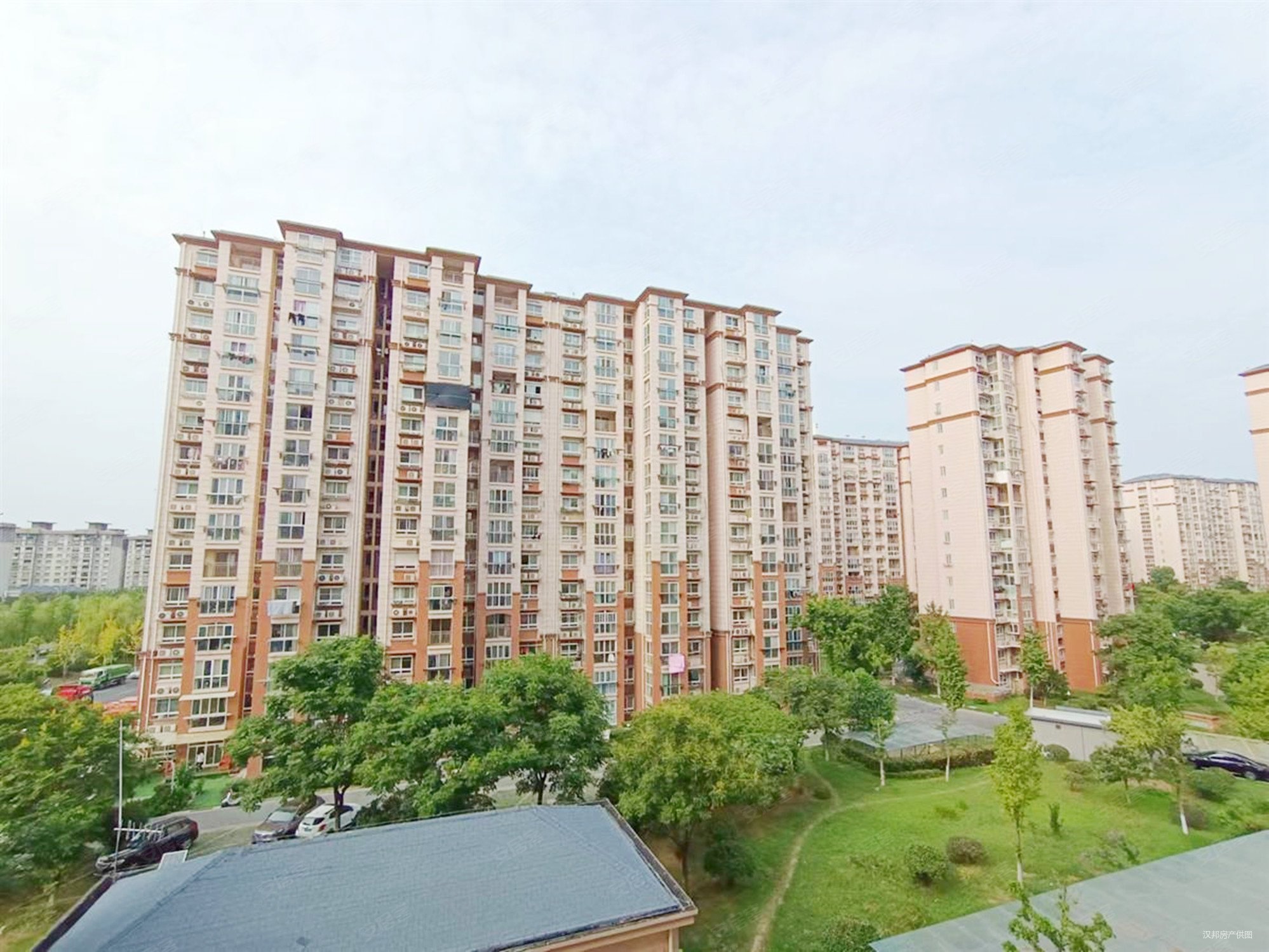 河畔家园b区2室2厅1卫86㎡南北75万