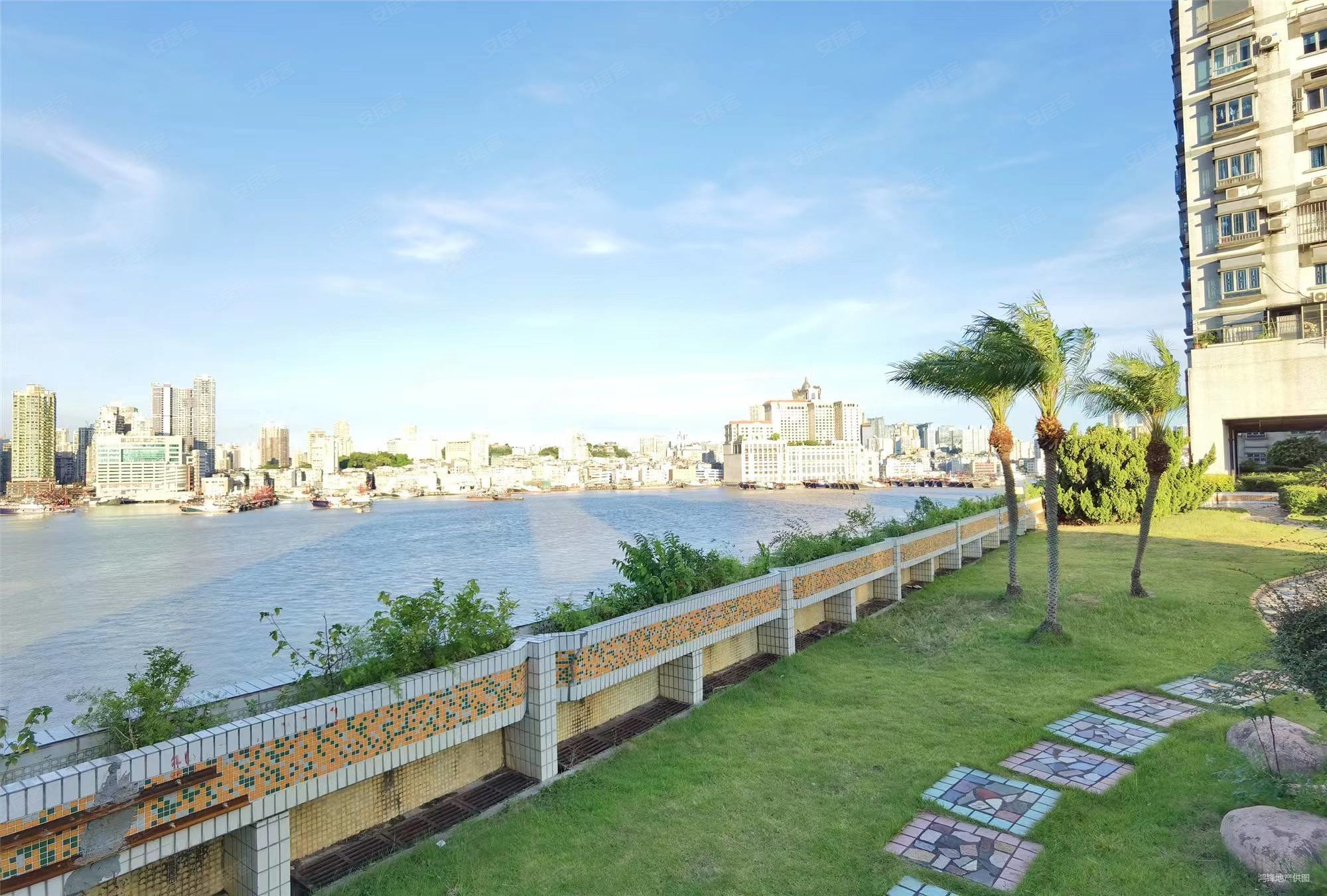 鸿景花园东向3房一梯两户板楼采光好无遮挡方正小区中间各付各税