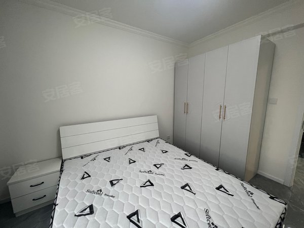 天津宝坻海滨街天悦园天悦园 精装两室 房子干净温馨 户型方正 视野佳