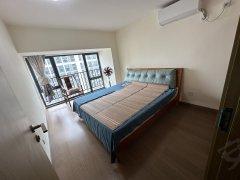 珠江湾公寓 复式四房 可注册公司 2800 元