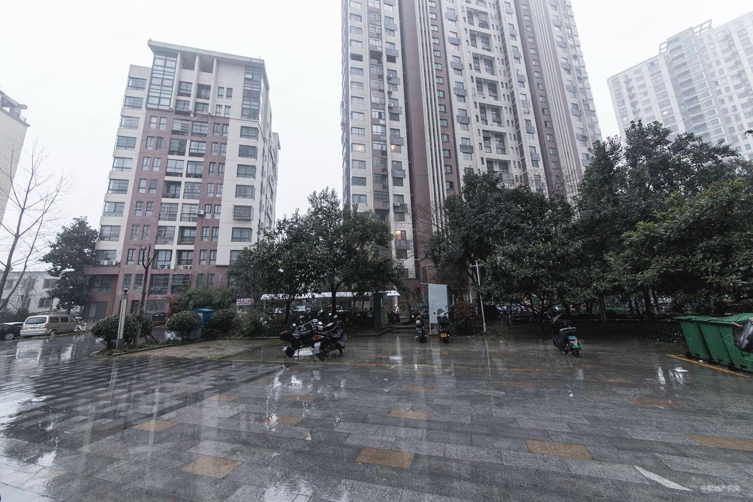 户型好.俯瞰三区.刚需 ,七里香榭二手房,120万,3室2厅,1卫,82.