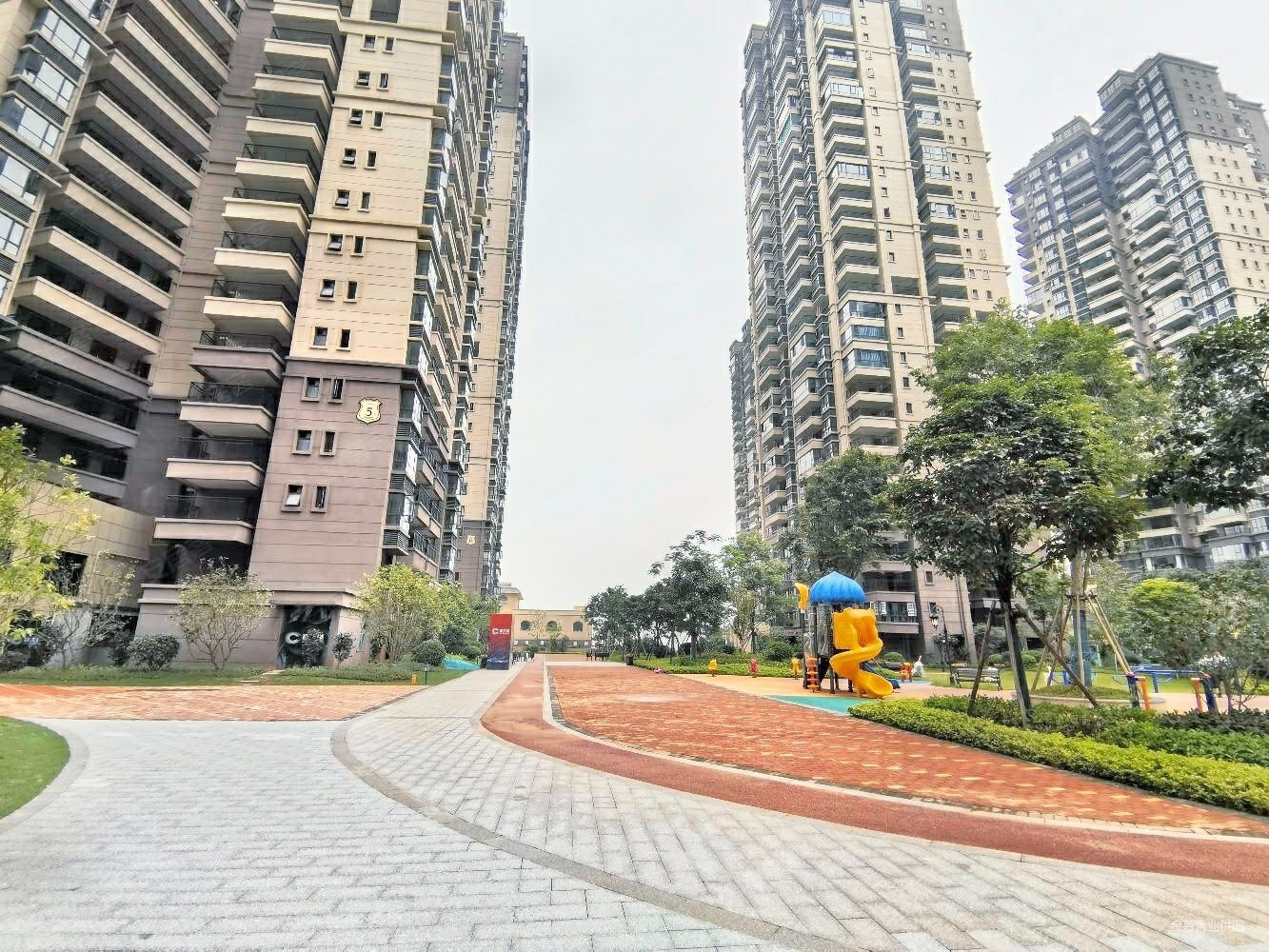 付3w即可收房(建工城),大都悦园二手房,106万,5室2厅,2卫,137平米