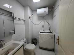 双鸭山尖山东山国际会展中心长虹小区2楼，58平方，家电齐全，月租1000年租8500出租房源真实图片