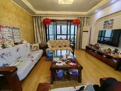上海浦东新场出租  新场东方冠郡二期142平大四室出租房源真实图片