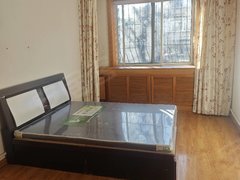 鞍山铁东湖南湖南中医院 三楼双室 72平 一阴一阳 精装修拎包住1000出租房源真实图片