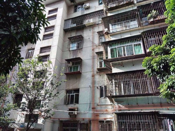 深圳罗湖黄贝岭华丽西村秒杀房源,,别有洞天!