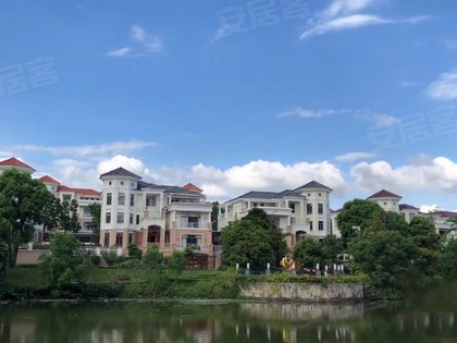 三正卧龙山花园别墅
